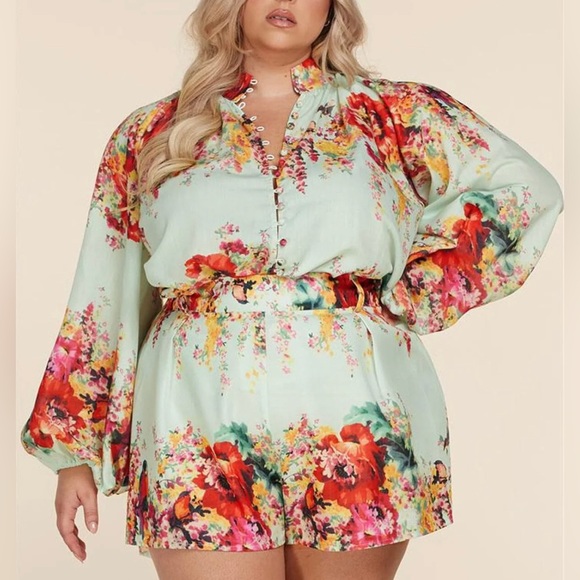 PLUS SIZE PUFF LONG SLEEVE TOP & SHORTS FLORAL SET - Picture 1 of 1